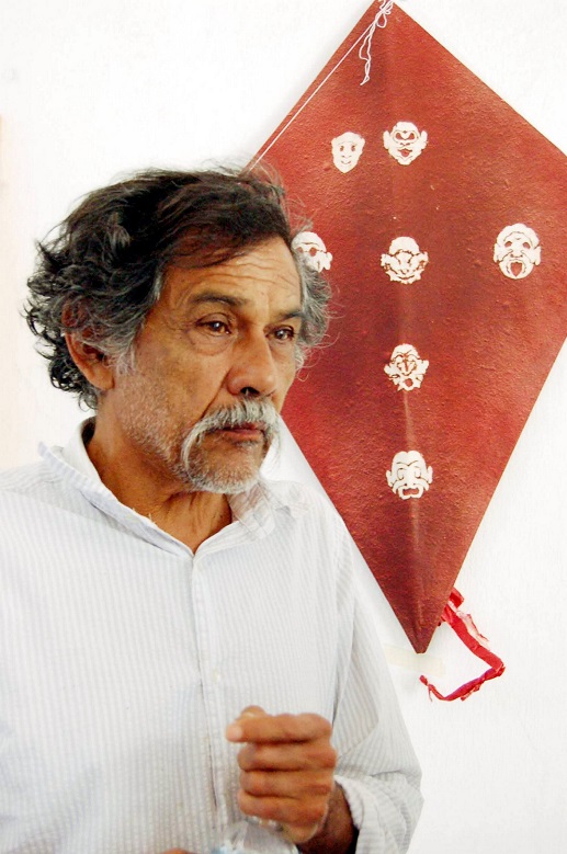 Papalotes al cielo; Oaxaca extraña a Francisco Toledo - toledo-con-papalotes