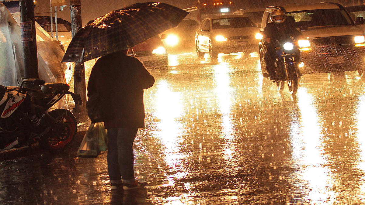 Alertan de tormentas en Península de Yucatán por sistema de baja presión