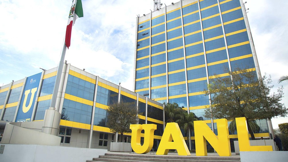 Reanudan clases en nivel medio superior y superior en NL