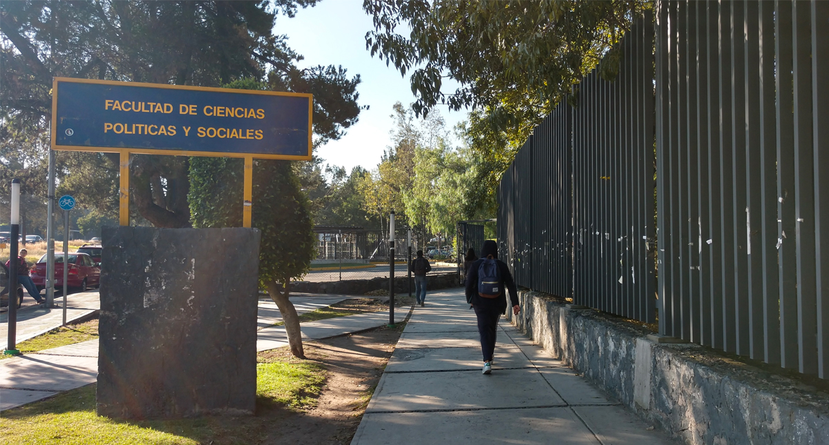 Facultad de Ciencias Políticas defiende participación de Anaya en diplomado