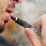 Entra en vigor la prohibición de vapeadores y cigarros electrónicos