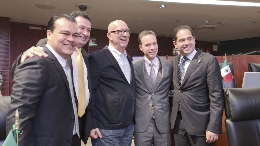 Se reincorpora Manuel Velasco al Senado