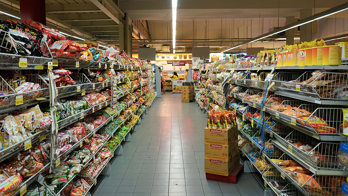 Ingresos por ventas minoristas sin variación en julio