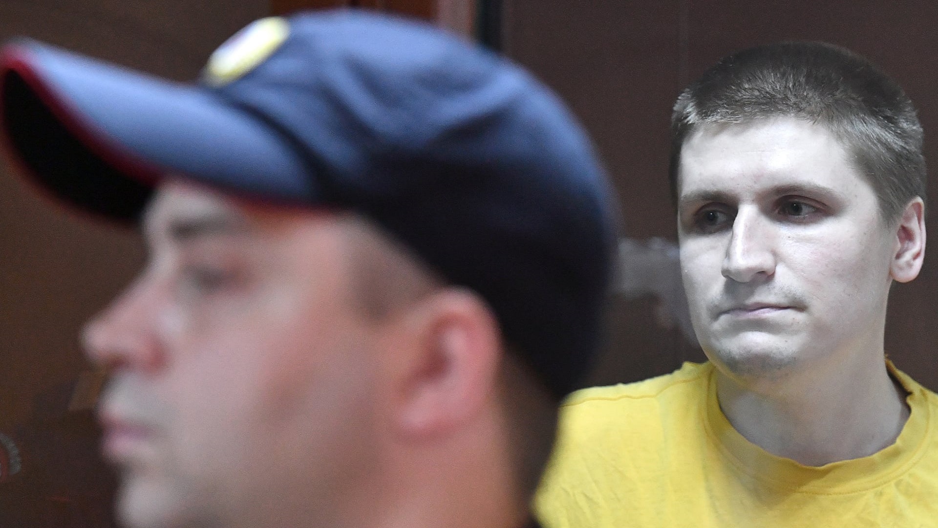 Dan cárcel a bloguero ruso por incitar violencia contra hijos de policías - vladislav-sinitsa