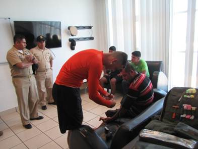 Marina rescata a tres pescadores en Guaymas, Sonora - whatsapp-image-2019-09-12-at-15830-pm-4