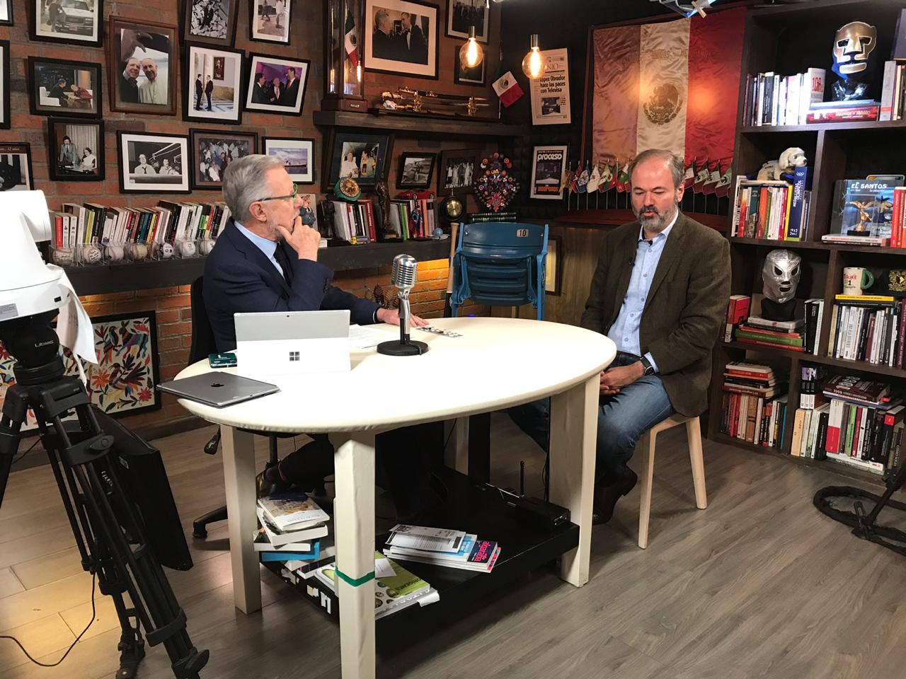 López-Dóriga entrevista a Juan Villoro López-Dóriga entrevista a Juan Villoro