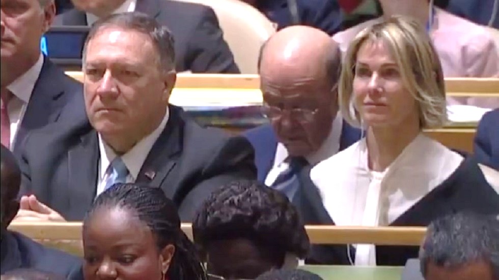 #Video Wilbur Ross se duerme durante discurso de Trump en la ONU