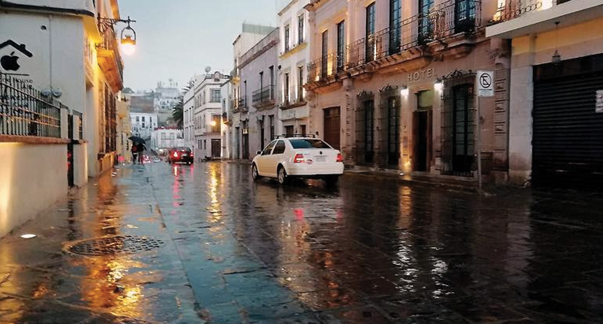 Pronostican fuertes lluvias en Zacatecas por Narda