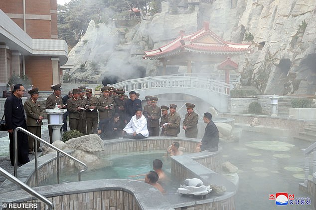 Kim Jong-un visita spa mientras exige a Corea del Sur destruir resort - 20170794-7612779-image-a-15-1571991609575