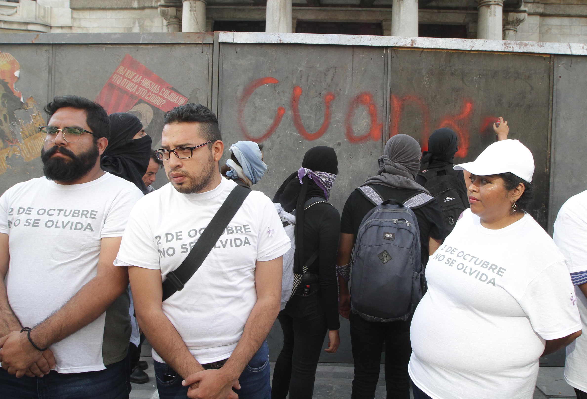 #Fotos y #Videos Encapuchados realizaron otra vez actos vandálicos en la Ciudad de México - 91002210
