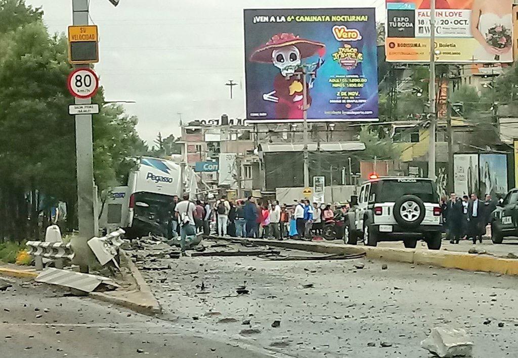 Accidente vehicular en Santa Fe deja 15 lesionados - accidente-santa-fe-heridos-revolvedora-10