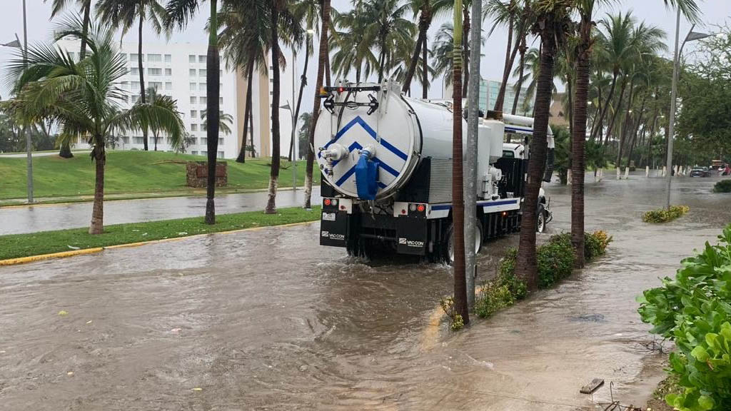 Astudillo pide que gobierno federal apoye a Guerrero