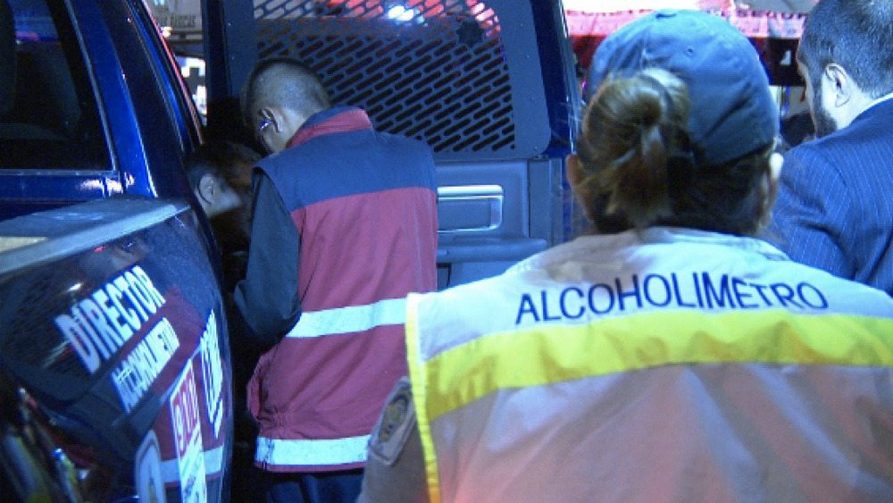Conductores que no pasen la prueba de alcoholímetro podrían salvarse del ‘Torito’