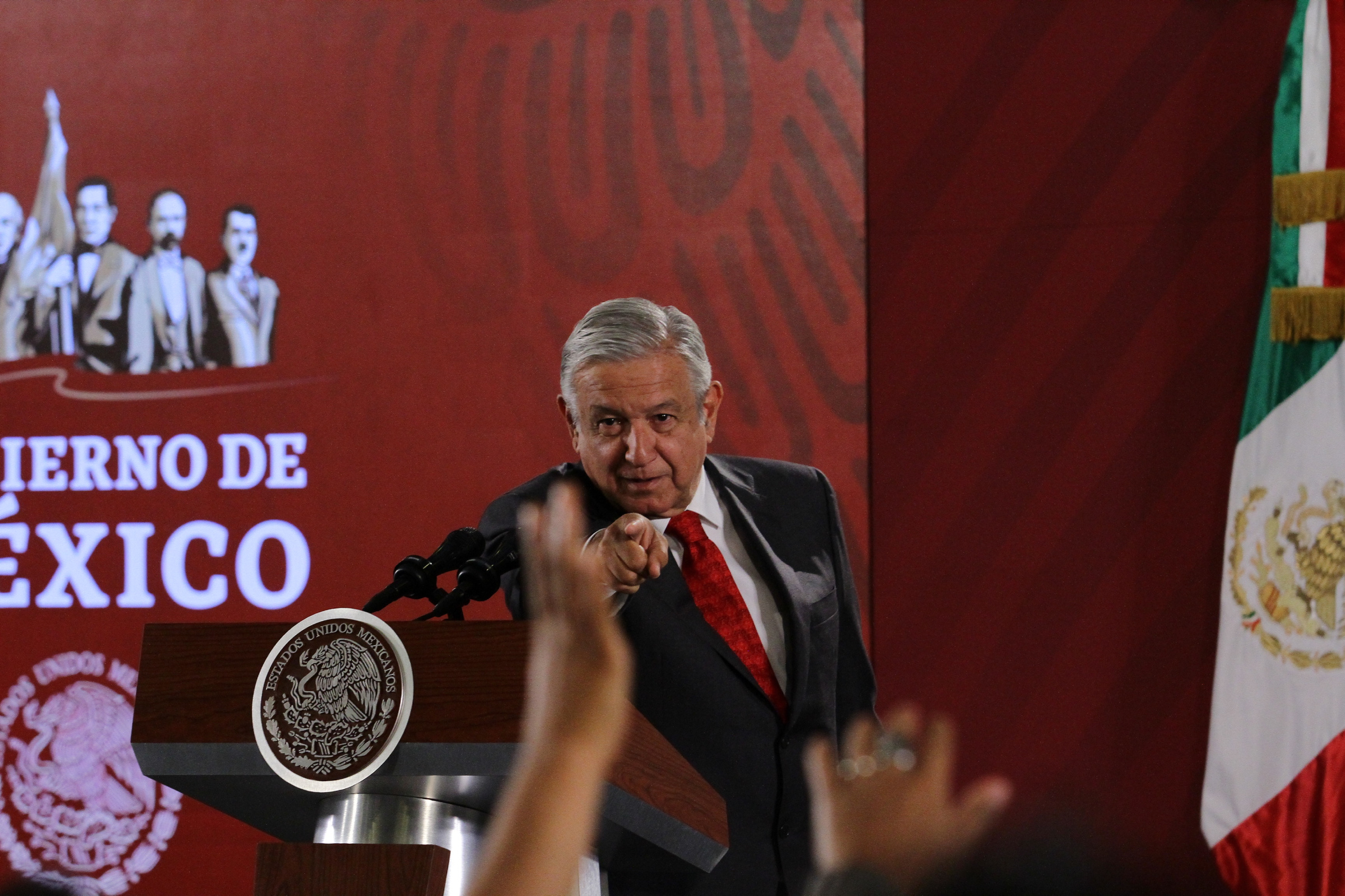 AMLO sostiene que no cederá a chantajes por paro de universidades