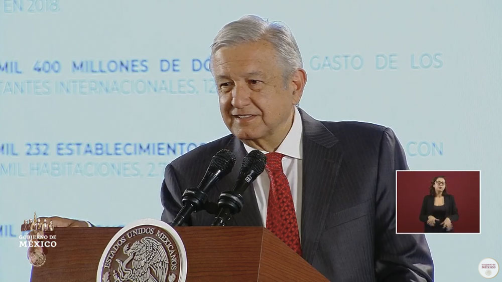 Vamos bien con las inversiones en el sector turístico: López Obrador