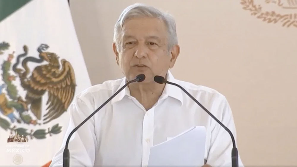 AMLO pide a ciudadanos ayudarlo a no retrasar sus eventos en giras