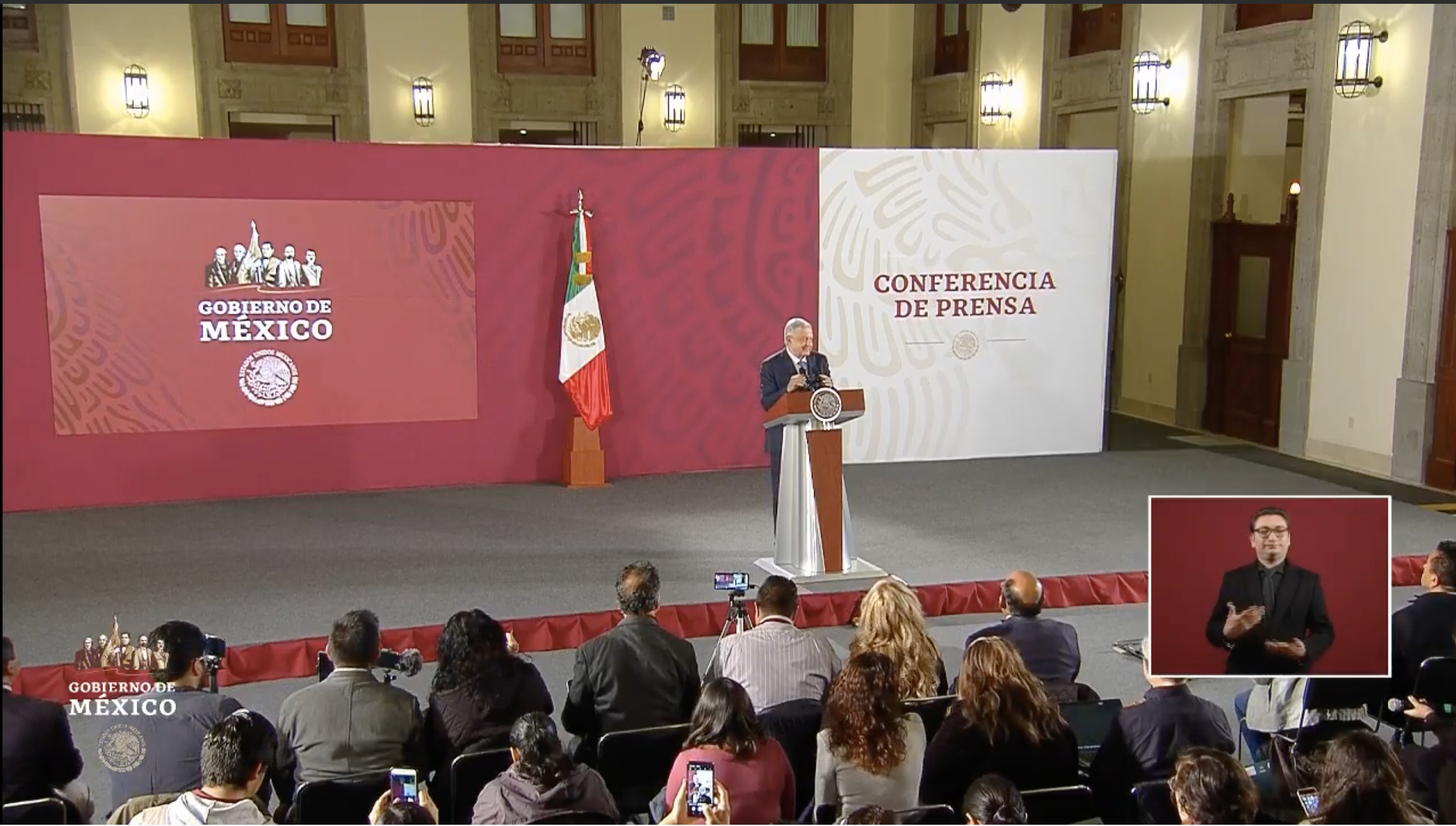 “Hemos demorado iniciar las obras”, admite López Obrador atraso en Plan de Infraestructura “Hemos demorado iniciar las obras”, admite López Obrador atraso en Plan de Infraestructura