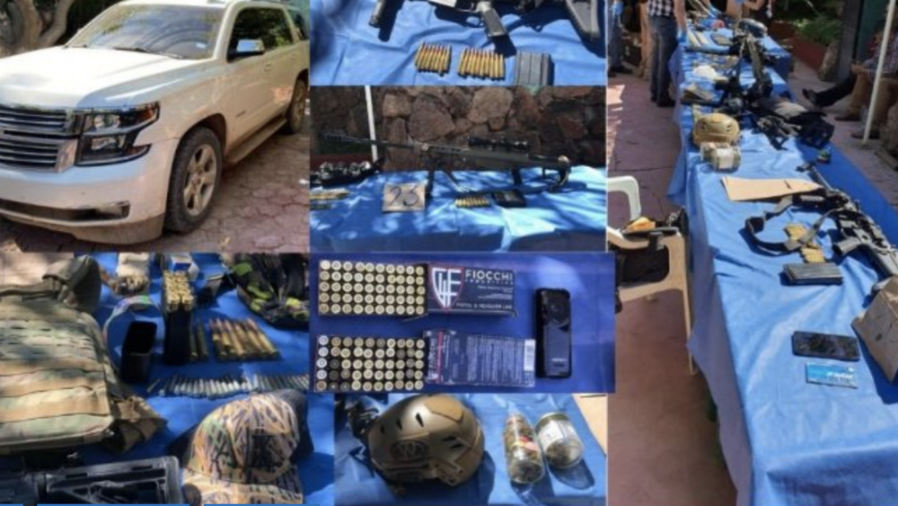 Aseguran armas largas, cartuchos y droga en Chihuahua