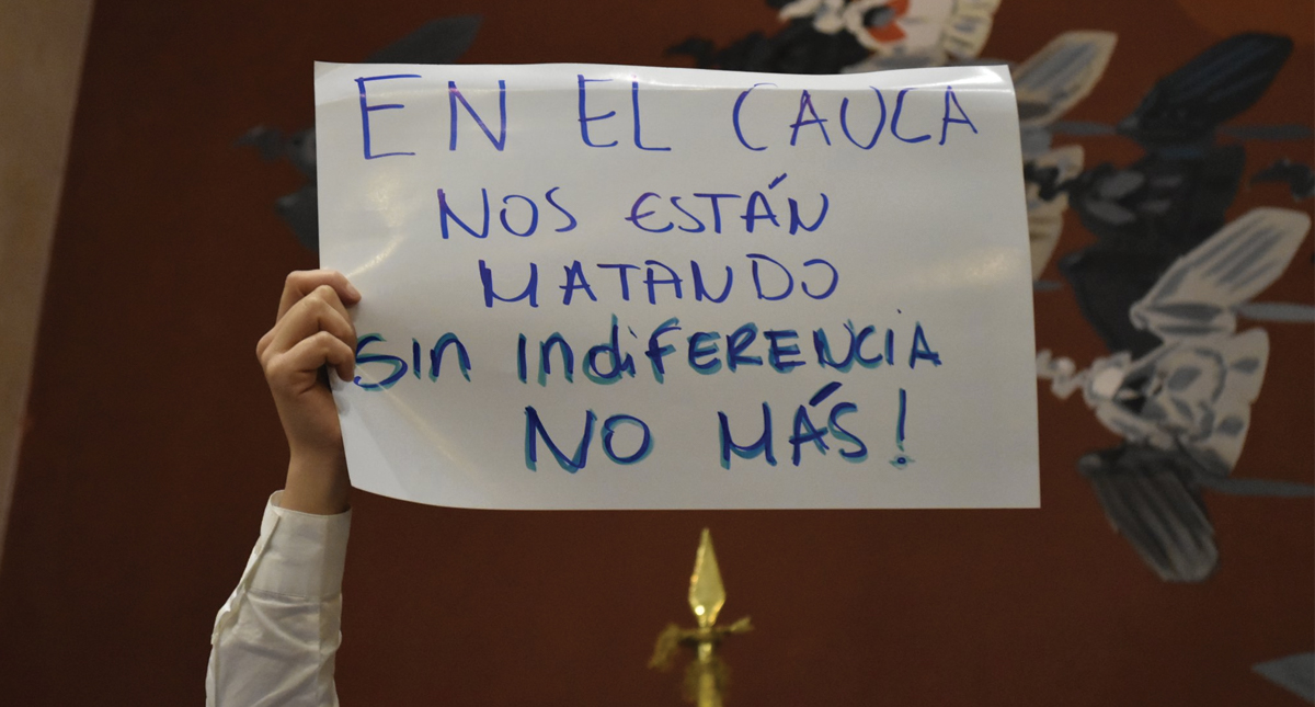 Confirman muerte de cinco indígenas en ataque de disidentes de las FARC Confirman muerte de cinco indígenas en ataque de disidentes de las FARC