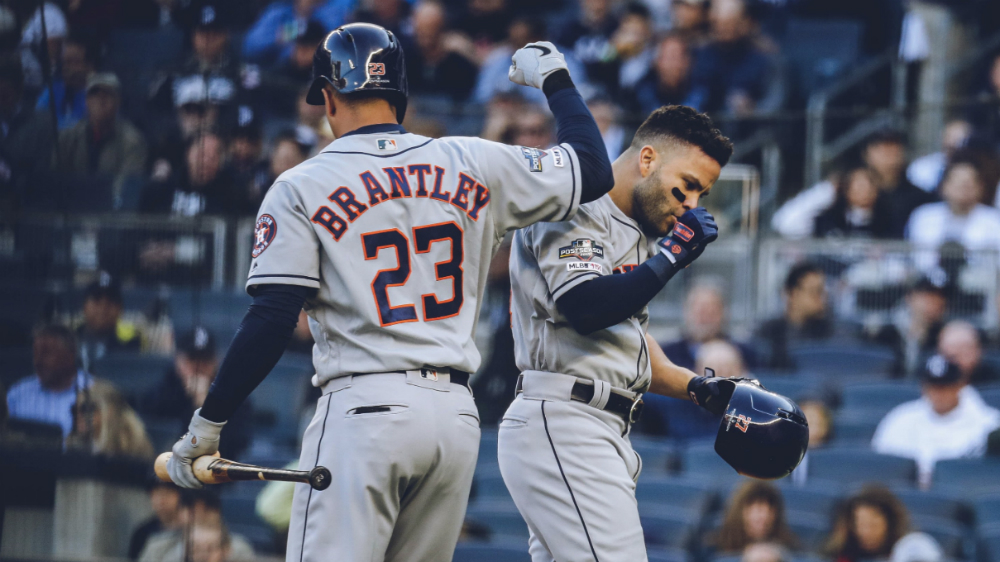 Astros ganan en Nueva York y adelantan serie a Yankees