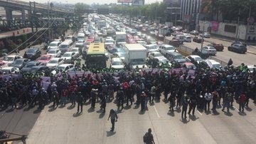 Policías Federales bloquean accesos a la Terminal 1 del AICM - bloqueo-de-policias-en-terminal-1-del-aicm