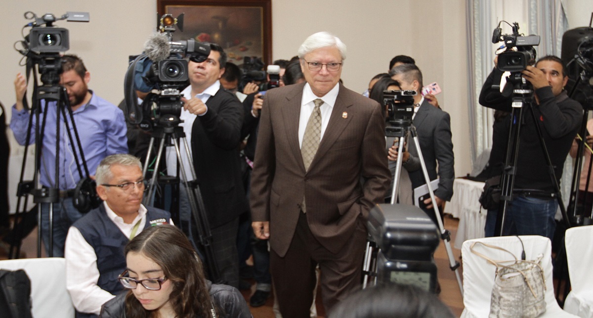 Bonilla se compromete a aceptar fallo de SCJN sobre periodo de mandato en BC - bonilla-valdez