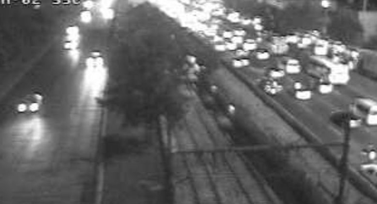 Calzada Zaragoza, con afectaciones viales