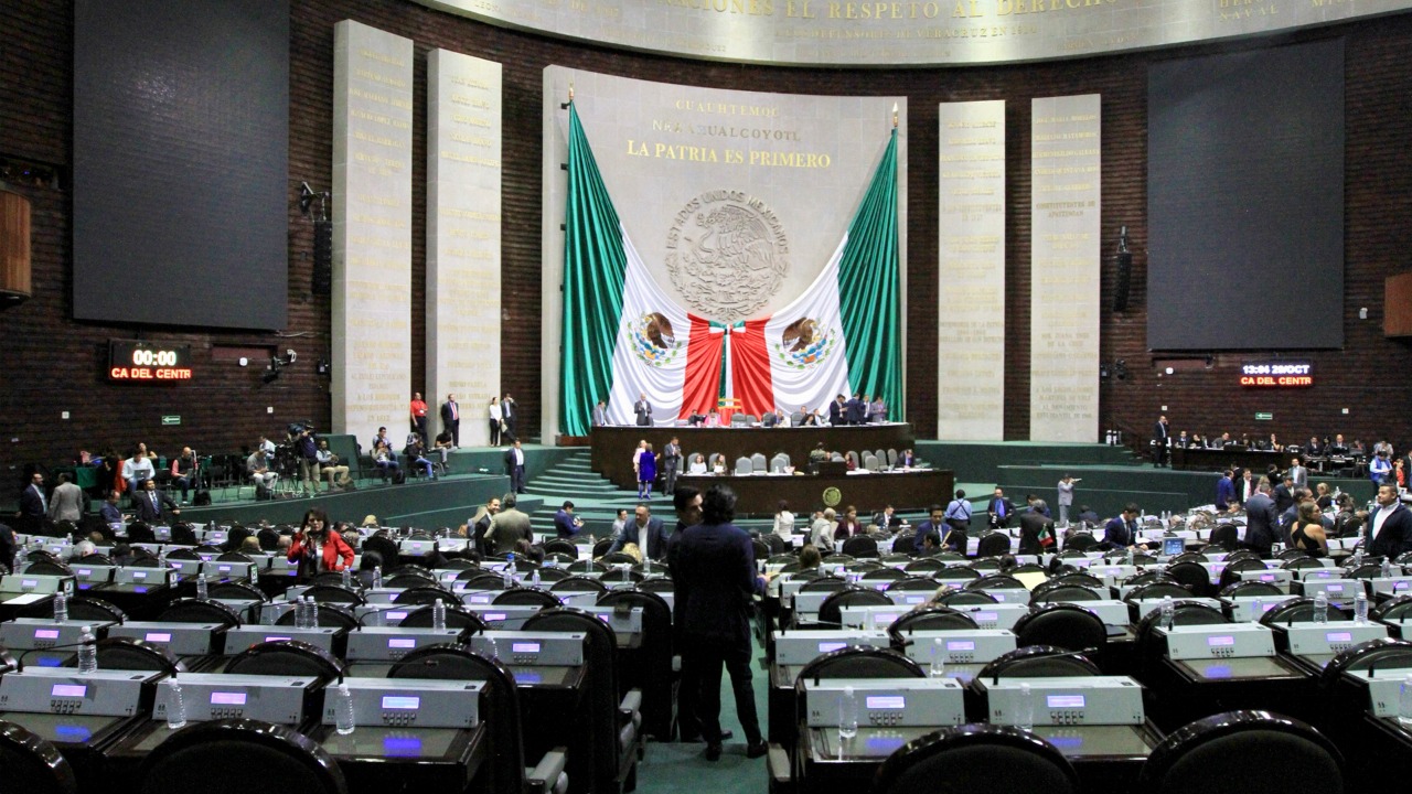 Diputados aprueban reforma para eliminar fuero presidencial