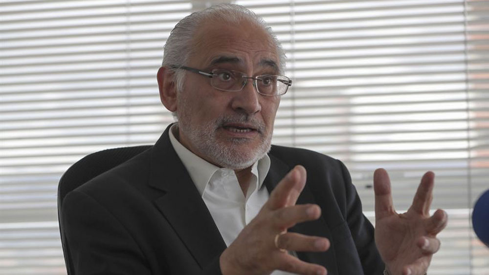 El opositor Carlos Mesa pide evitar que Bolivia se convierta en dictadura