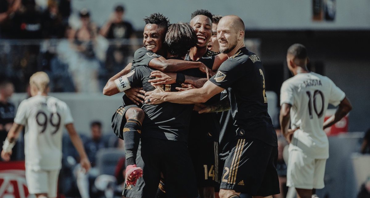 Triplete de Carlos Vela y fija récord de goles en la MLS