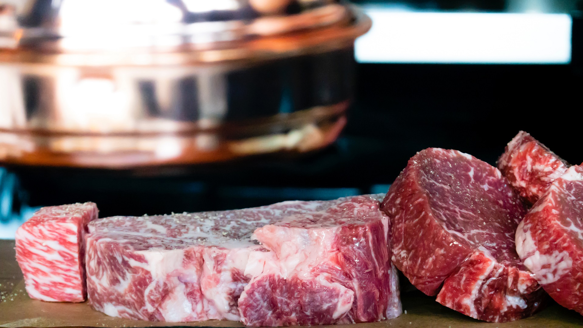 Carnes rojas y procesadas son menos dañinas de lo que se creía