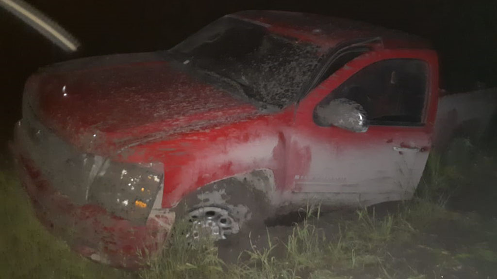 Aseguran tres camionetas en San Fernando, Tamaulipas