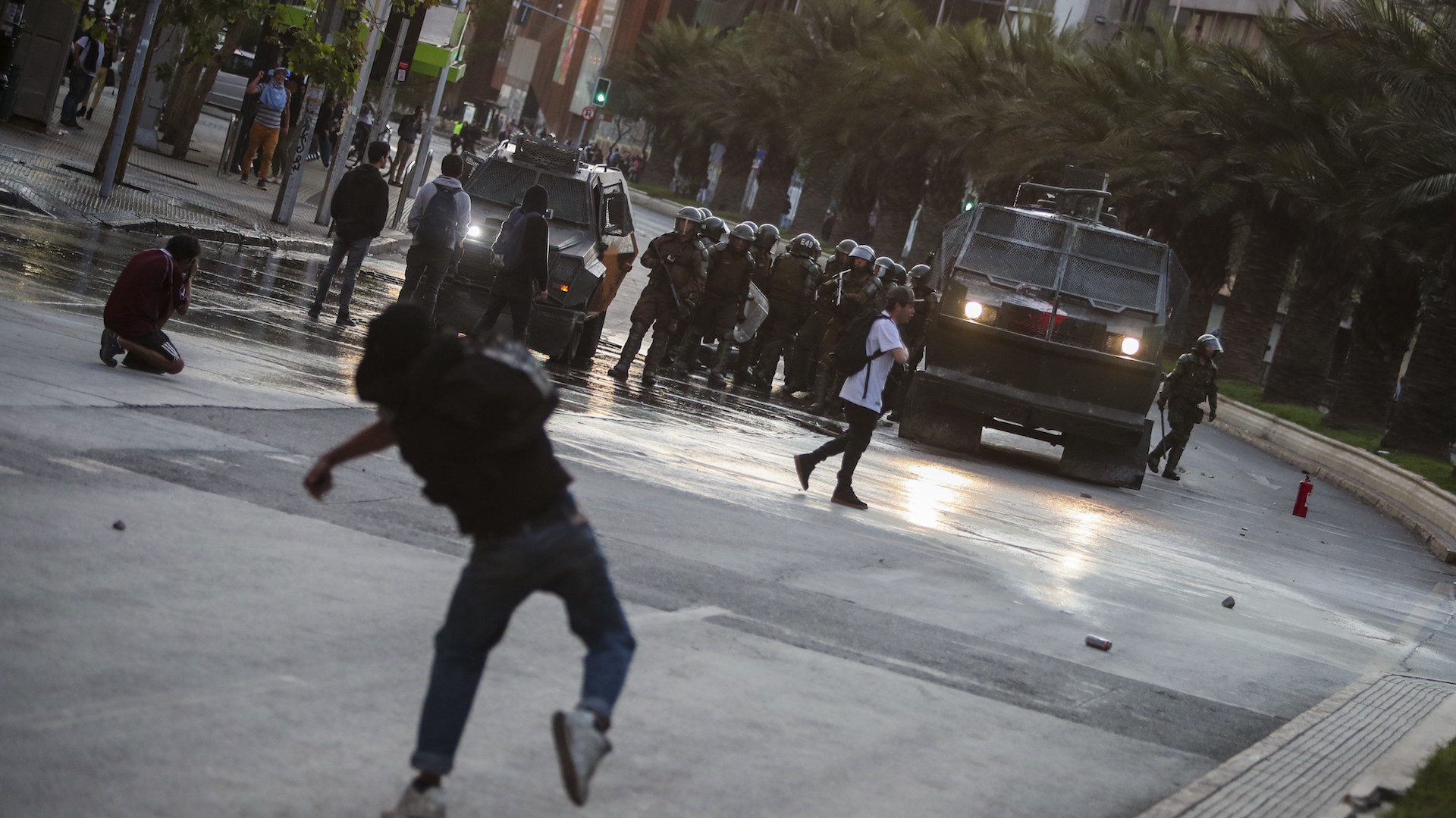Asciende a 18 la cifra de muertos por protestas en Chile