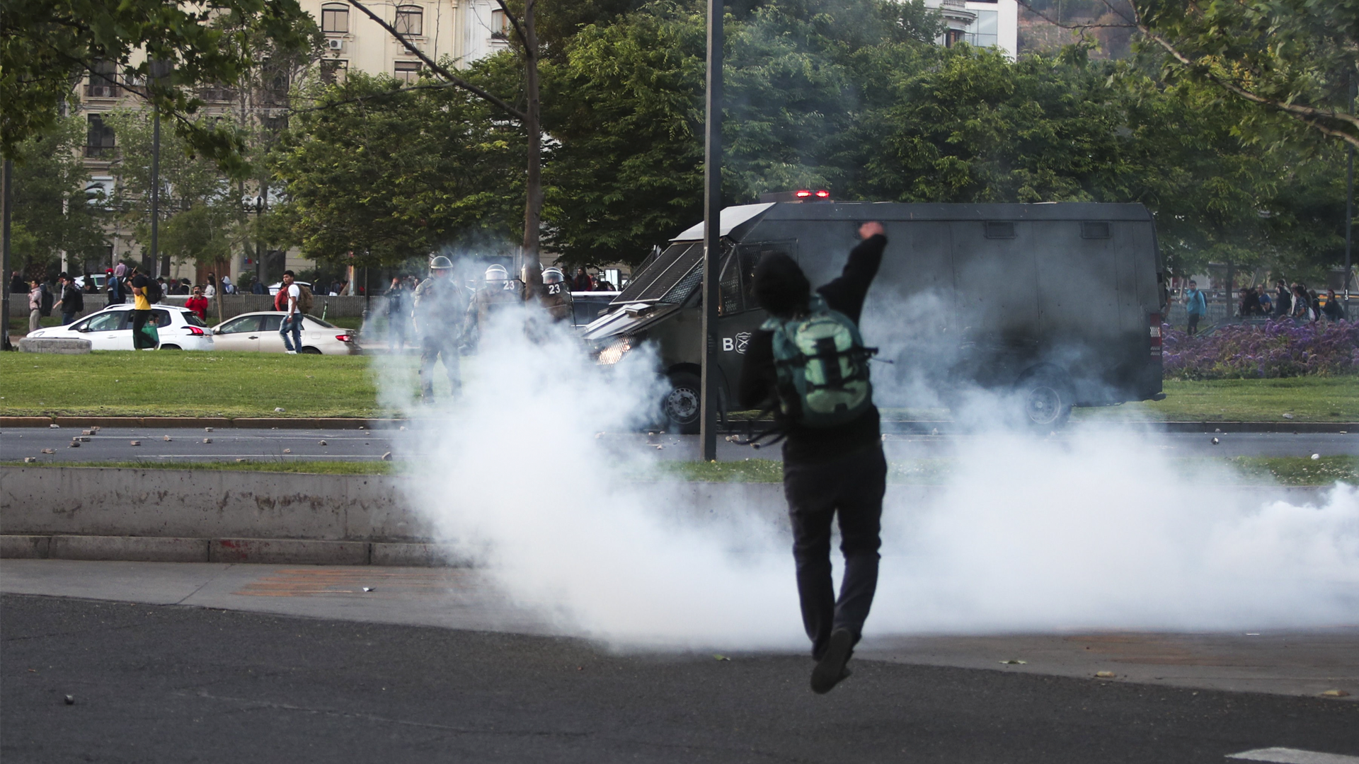 Gobierno de Chile decreta estado de emergencia en Santiago por protestas