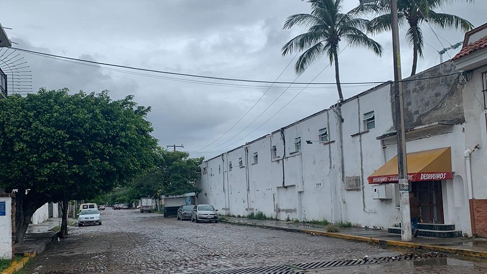 Suspenden clases en Colima, Jalisco y Nayarit por lluvias