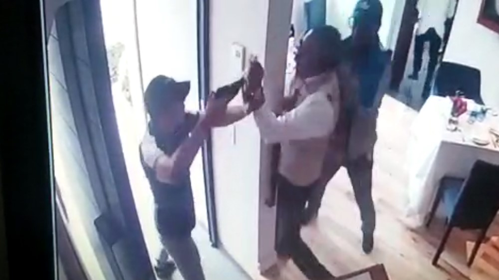 #Video Otro asalto en la Ciudad de México, ahora en un restaurante de Lomas de Chapultepec #Video Otro asalto en la Ciudad de México, ahora en un restaurante de Lomas de Chapultepec