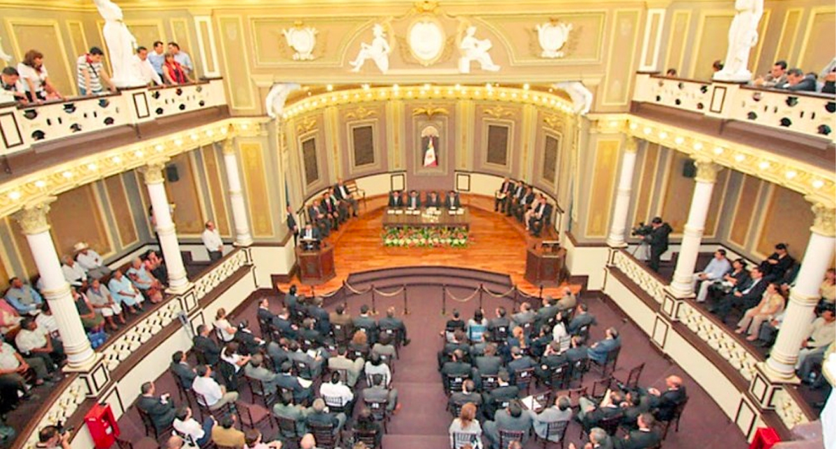 Congreso de Puebla rechaza despenalización del aborto y matrimonio igualitario