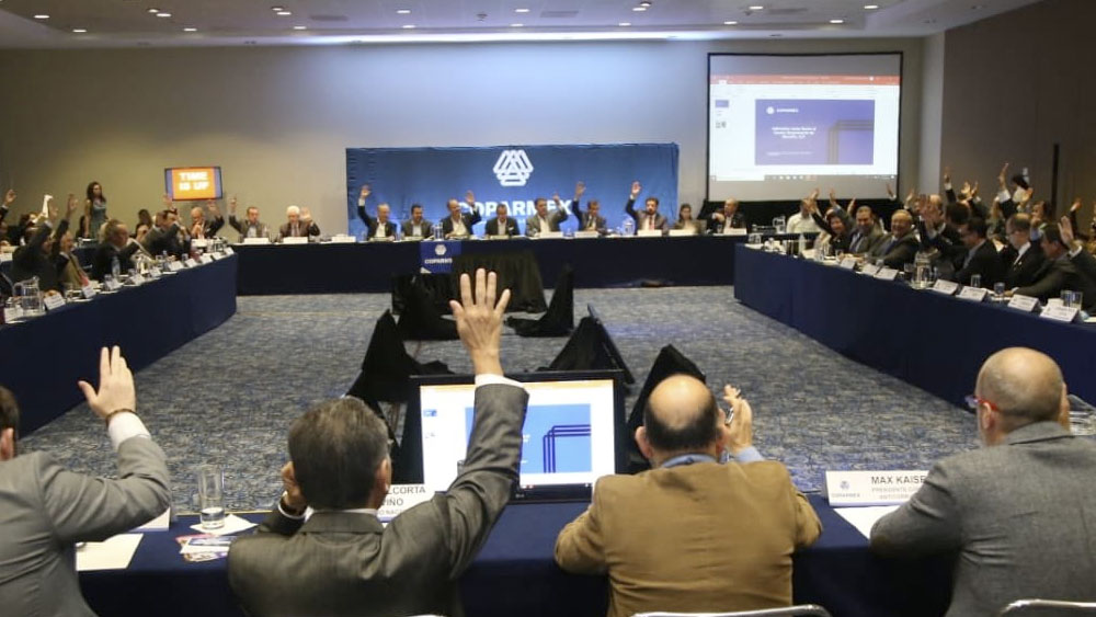 Coparmex propone salario mínimo de 127.76 pesos para 2020
