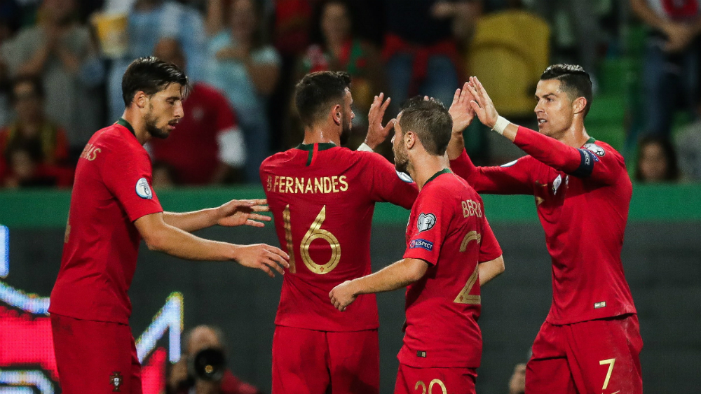 Cristiano, Guedes y Bernardo Silva acercan a Portugal a la Euro 2020