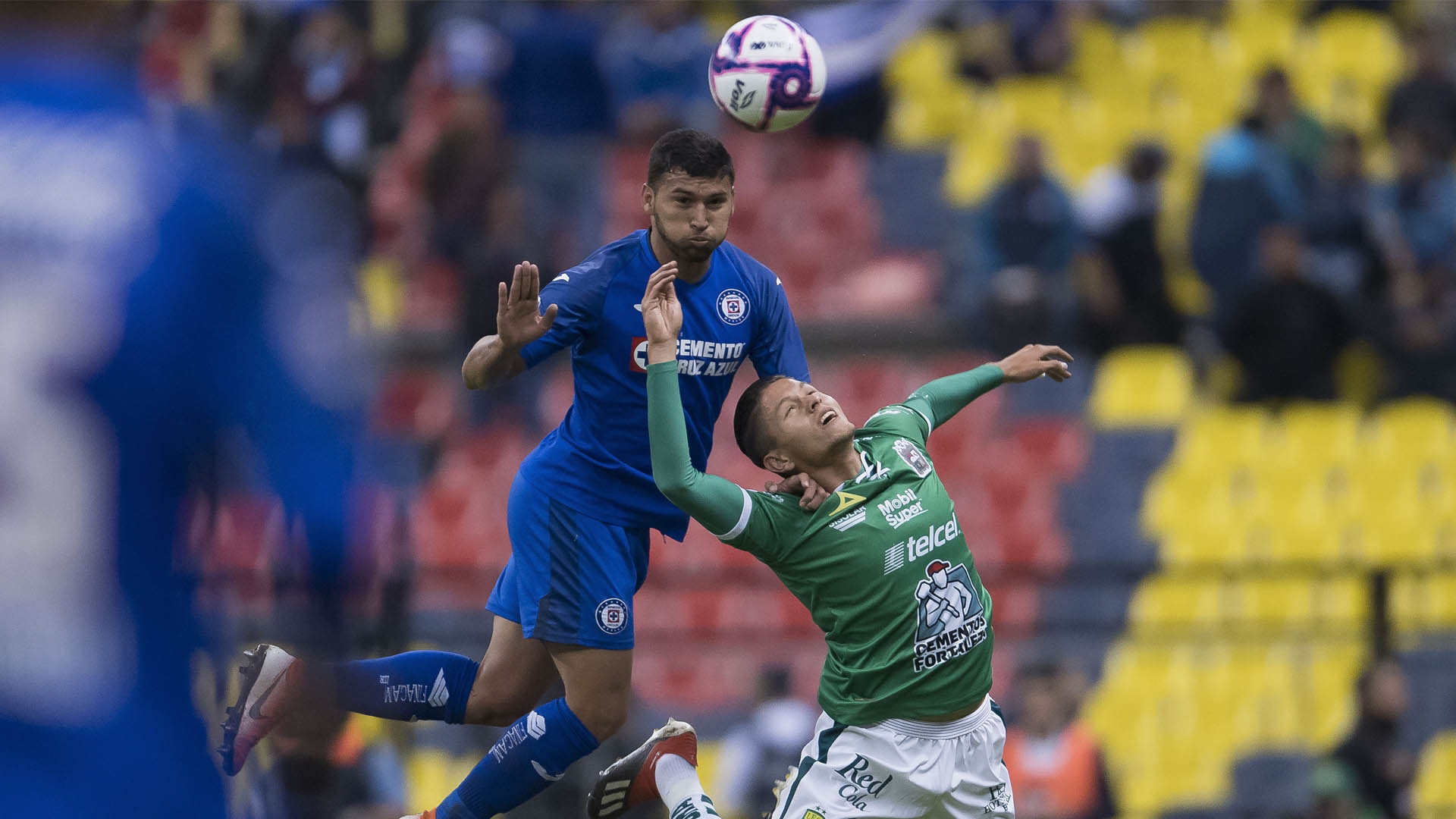 Cruz Azul derrota a León y aún sueña con la Liguilla - cruz-azul-partido-leon-liga-mx-2