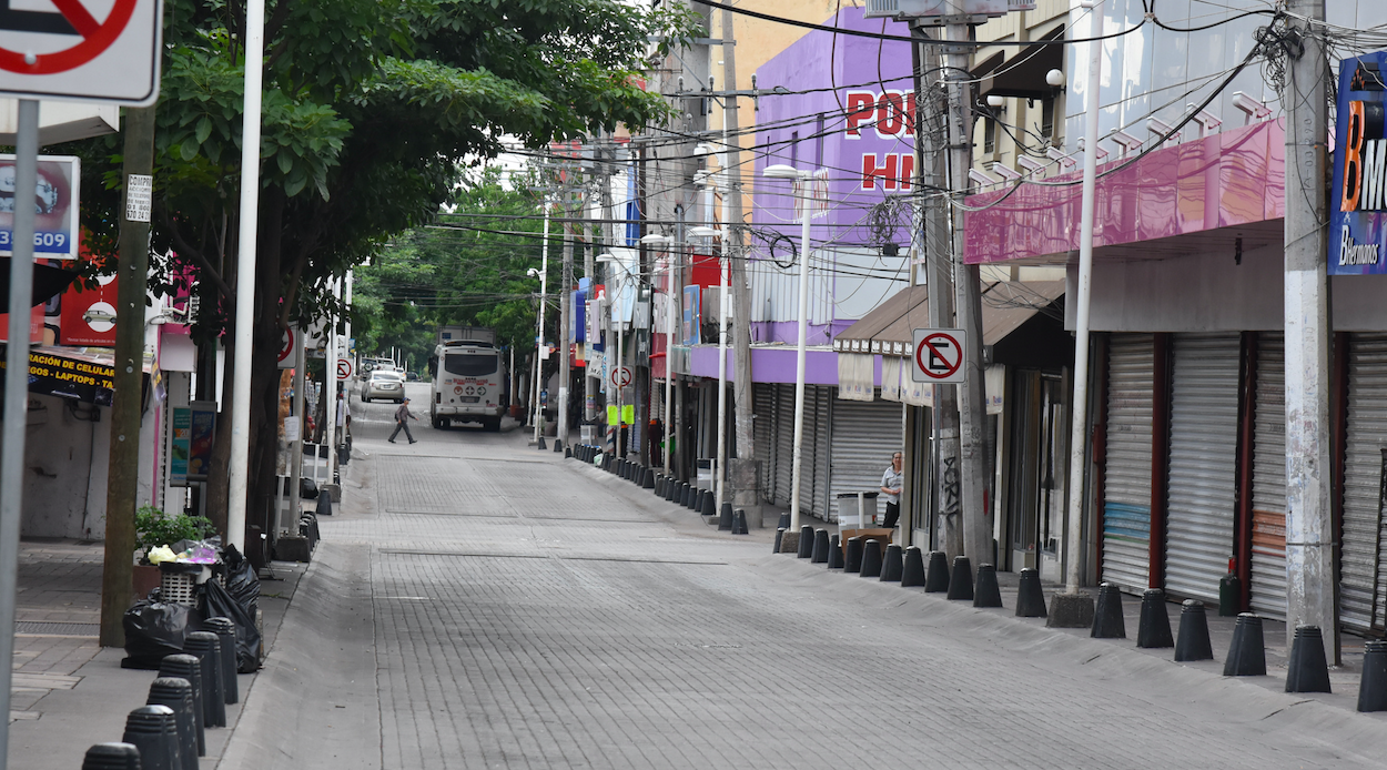 Habitantes de Culiacán aplican su propio toque de queda tras balaceras
