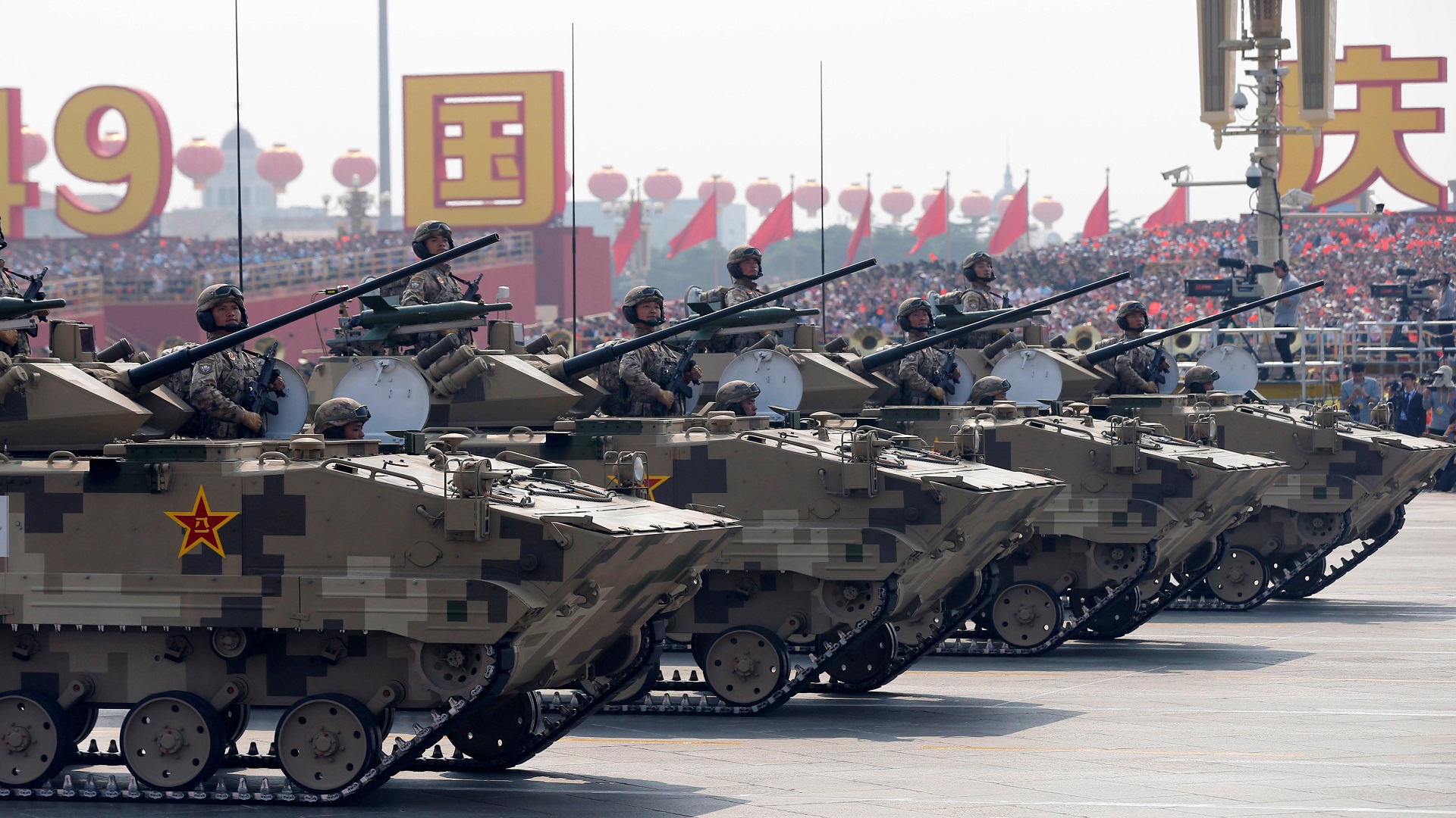China celebra 70 aniversario de su fundación con desfile y pirotecnia - desfile-militar-por-70-aniversario-de-fundacion-de-china