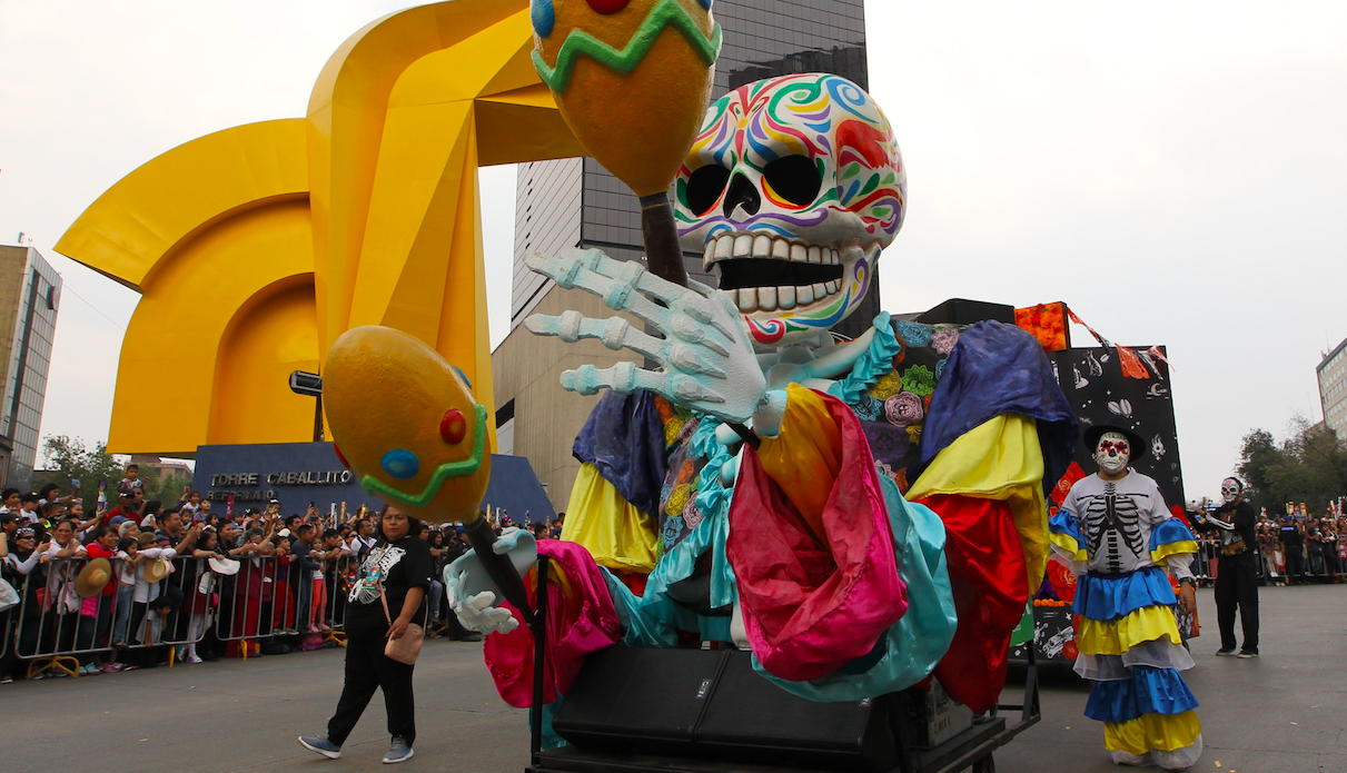 Macrodesfile de Día de Muertos invade calles de la Ciudad de México - desfiles-catrinas3