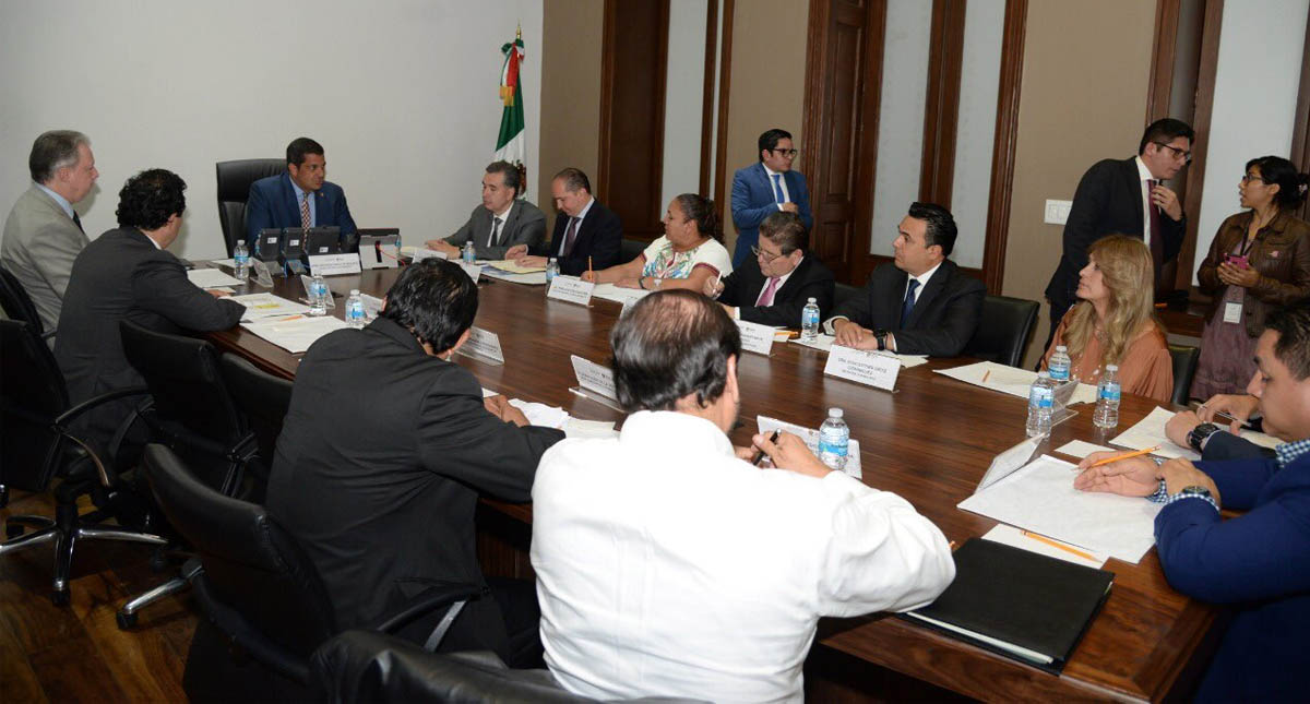 Alcaldes y Segob acuerdan dialogar ante petición de recursos