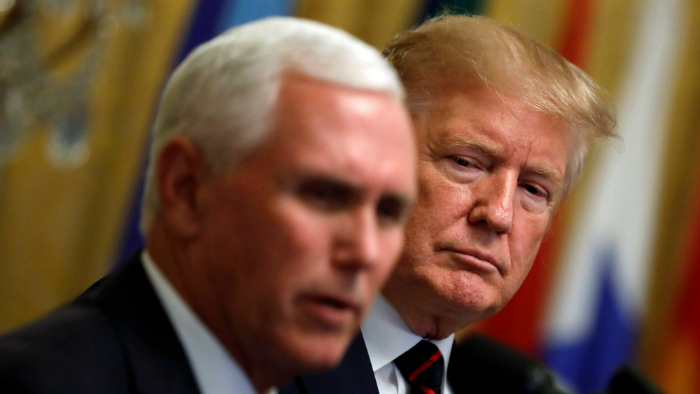 Trump pide a Pence en Twitter que frene la certificación del triunfo de Biden