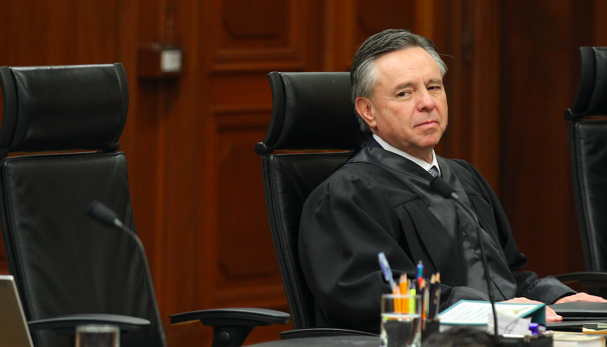 Senado aprueba renuncia de Medina Mora como ministro de la SCJN