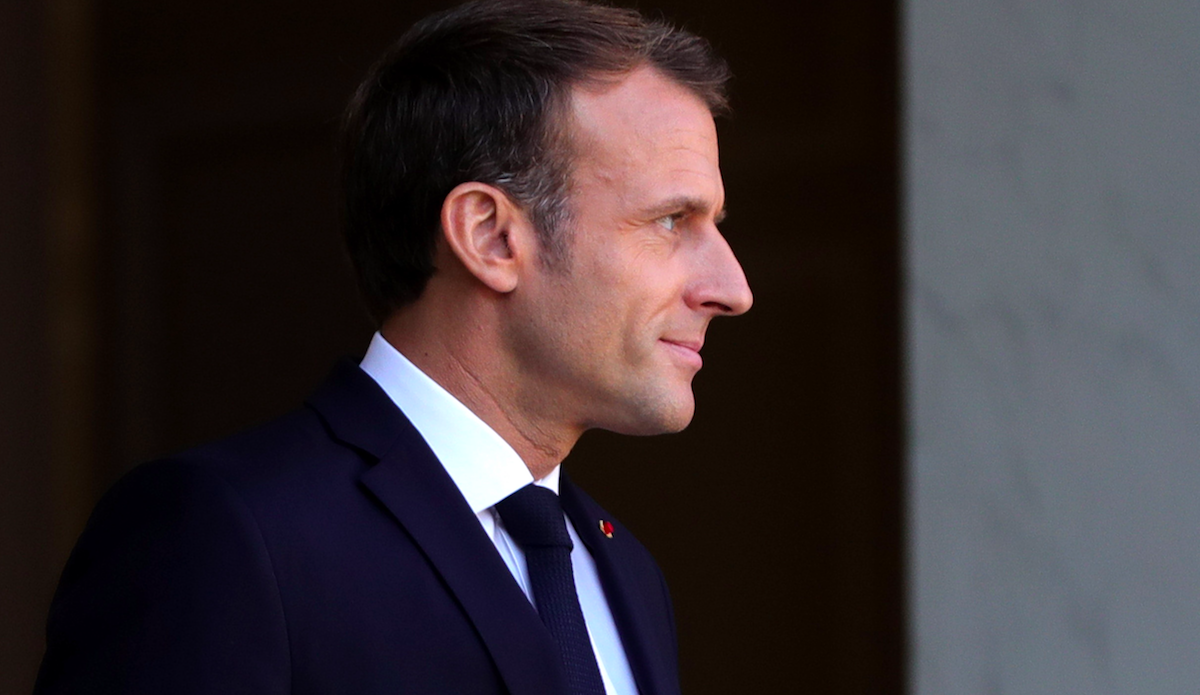 Macron advierte a Trump por posible resurgimiento del Estado Islámico