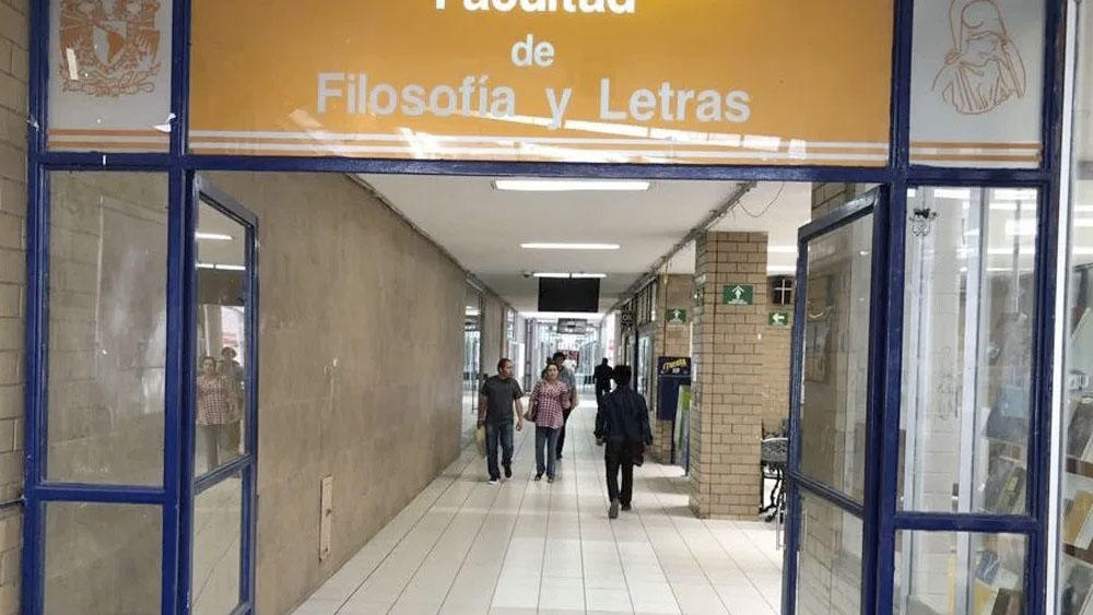 Extienden paro en Facultad de Filosofía y Letras de la UNAM
