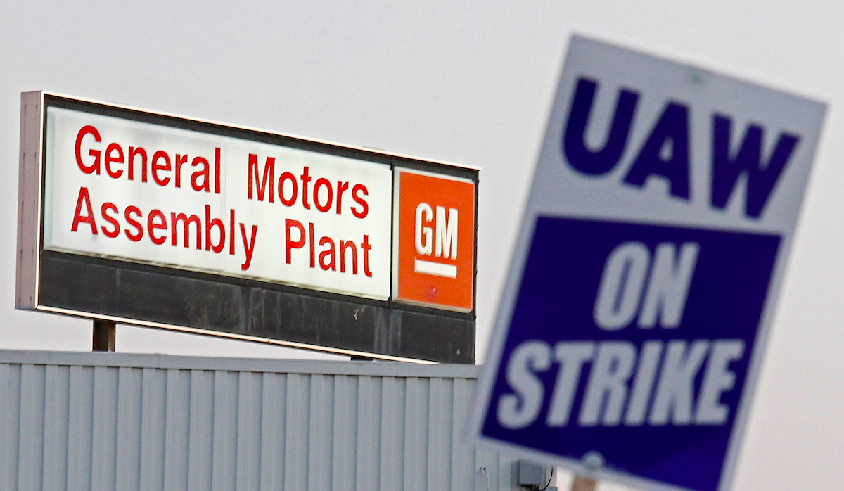 General Motors llega a acuerdo con trabajadores para terminar huelga