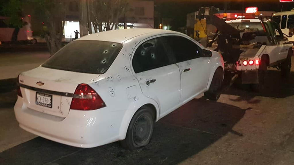Balean auto de hijo de la alcaldesa de Guaymas